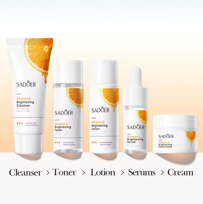 5pcs/Set Vitamin C Facial Set for Hydrating Moisturizing Whitening and Brightening with Hyaluronic Acid